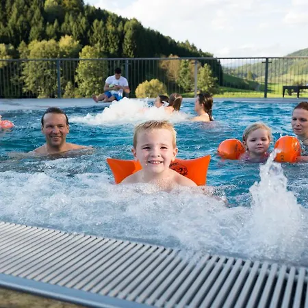 Familotel Schreinerhof Hotel 4*