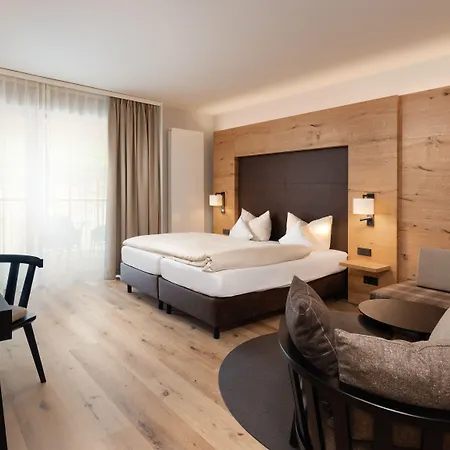 Hotel Familotel Schreinerhof 4*