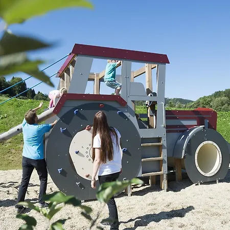 Hotel Familotel Schreinerhof 4*