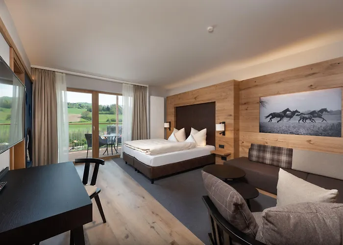 Familotel Schreinerhof Hotel 4*