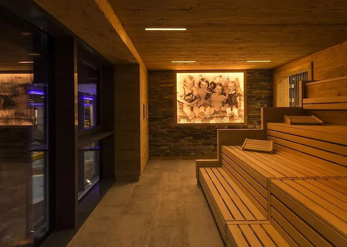 Hotel Familotel Schreinerhof 4*